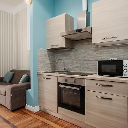 Classbnb - Luxurious And Spacious 5-bedroom And 5-bath Apartment, Just 3 Minutes From Station Metro, M2 M3 Yellow Lines