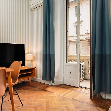 Classbnb - Luxurious And Spacious 5-bedroom And 5-bath Apartment, Just 3 Minutes From Station Metro, M2 M3 Yellow Lines * Milaan