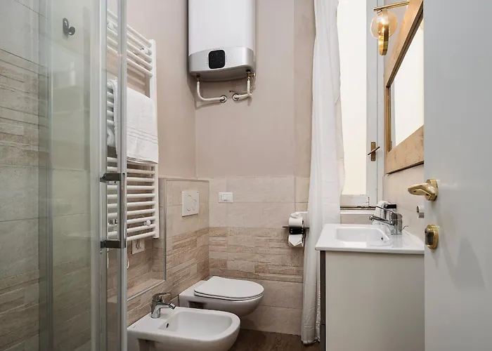 Classbnb - Luxurious And Spacious 5-bedroom And 5-bath Apartment, Just 3 Minutes From Station Metro, M2 M3 Yellow Lines דירה