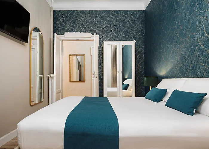 Classbnb - Luxurious And Spacious 5-bedroom And 5-bath Apartment, Just 3 Minutes From Station Metro, M2 M3 Yellow Lines * מילאנו