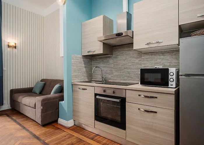 Classbnb - Luxurious And Spacious 5-bedroom And 5-bath Apartment, Just 3 Minutes From Station Metro, M2 M3 Yellow Lines